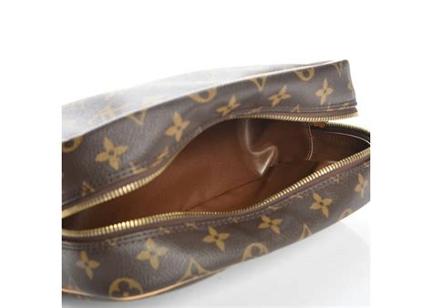 louis vuitton toiletry pouch monogram brown stores